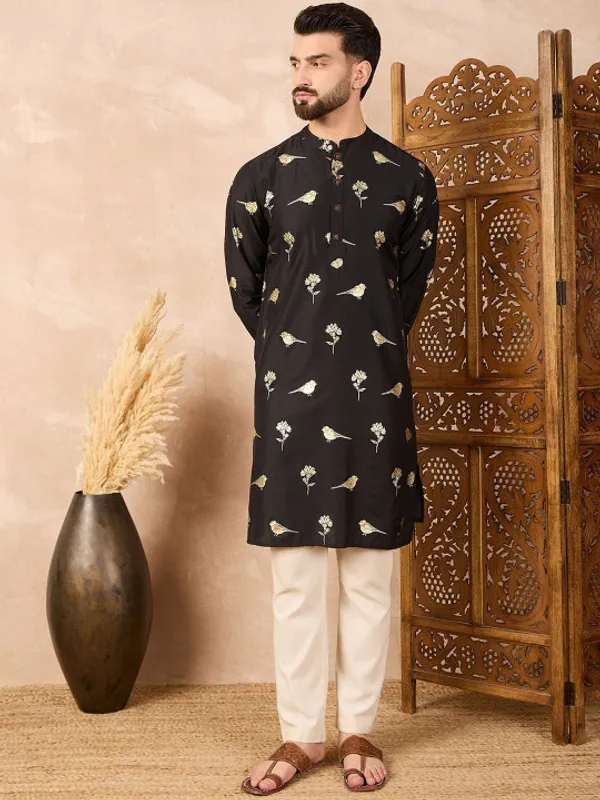Black_Bird_And_Flower_Print_Kurta_For_Men