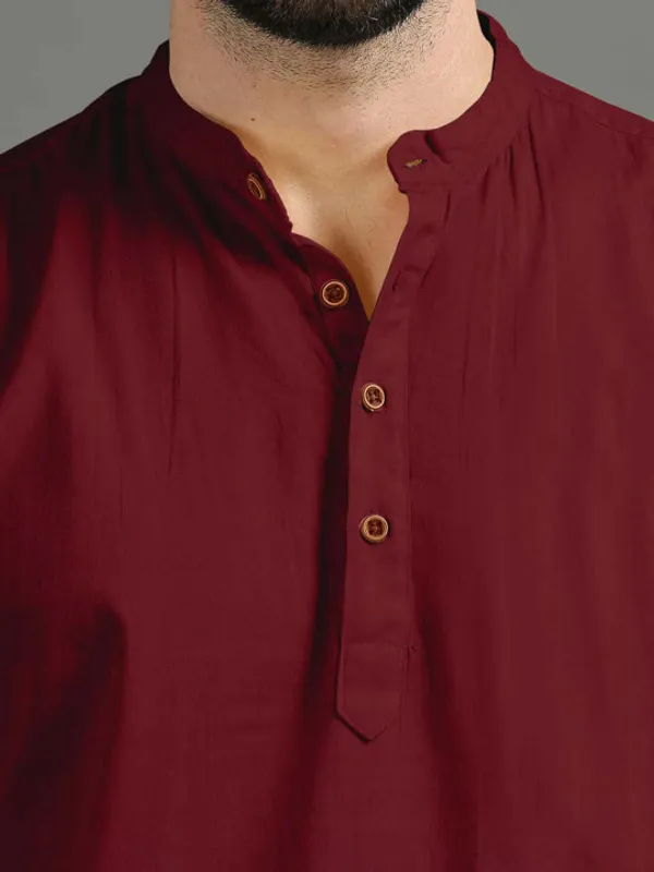Men's_Maroon_Short_Kurta_With_Band_Collar_And_Roll-Up_Sleeves