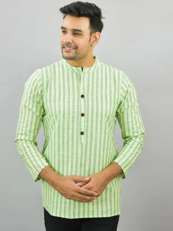 Men's_Light_Green_Striped_Short_Kurta_With_Mandarin_Collar_And_Button_Detail
