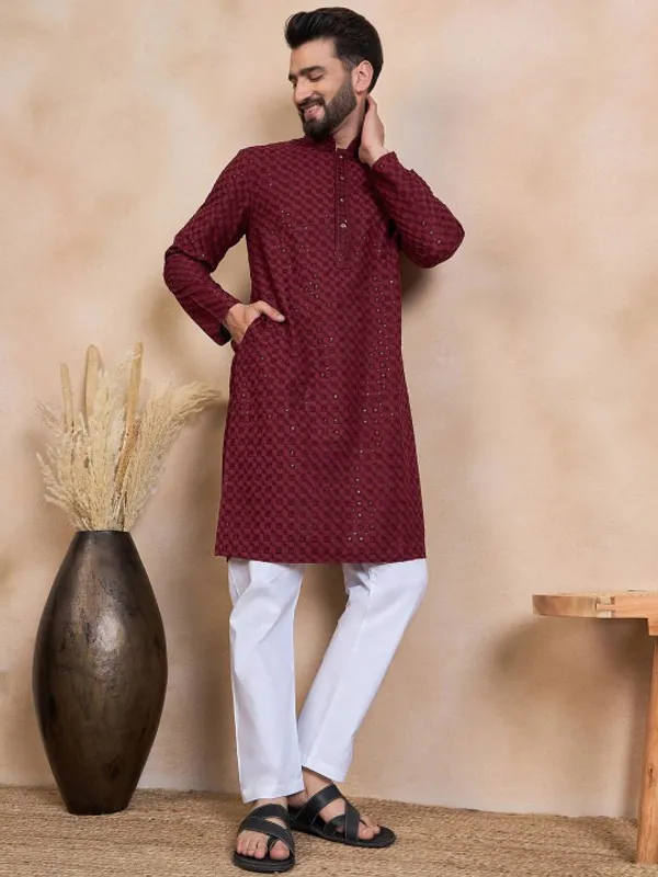 Men's_Maroon_Embroidered_Kurta_With_White_Pajama_Set