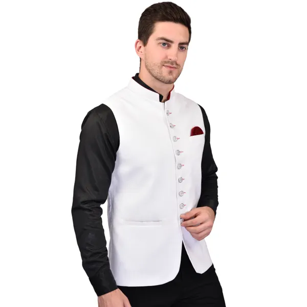 Men's_White_Nehru_Jacket_With_Maroon_Pocket_Square