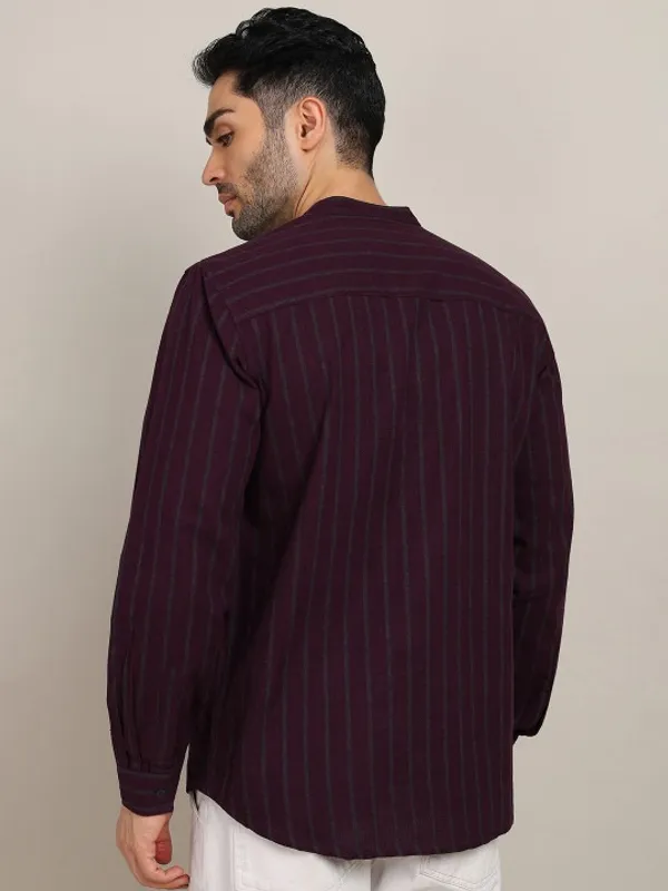 Men's_Striped_Cotton_Short_Kurta_-_Maroon