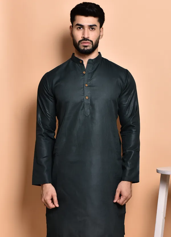 Men's_Bottle_Black_Silk_Blend_Kurta_With_Mandarin_Collar