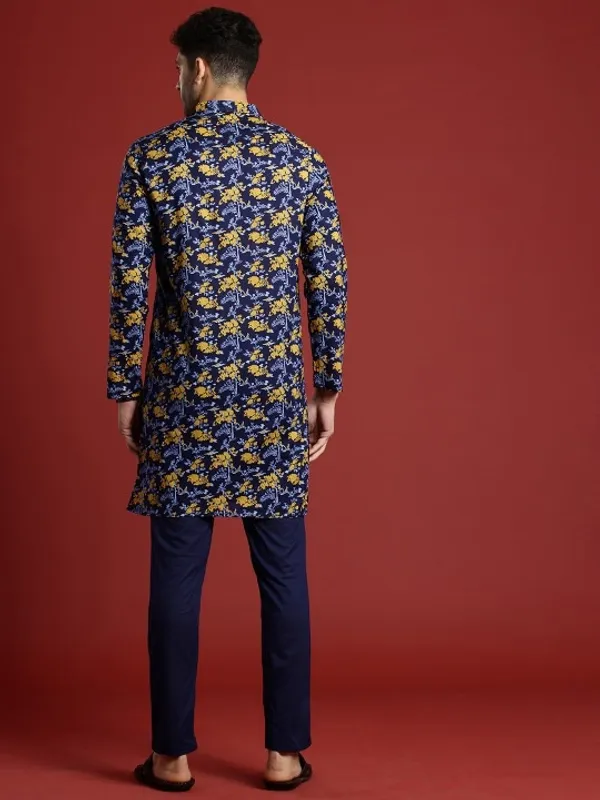 Men's_Navy_Blue_Floral_Printed_Kurta_With_Pajama_Set