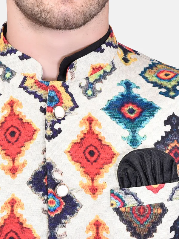 Men's_Black_Kurta_With_Multicolor_Printed_Nehru_Jacket_And_White_Pajama_Set