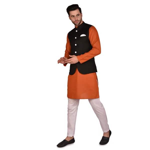 Men's_Ethnic_Kurta_Pajama_Set_With_Black_Nehru_Jacket