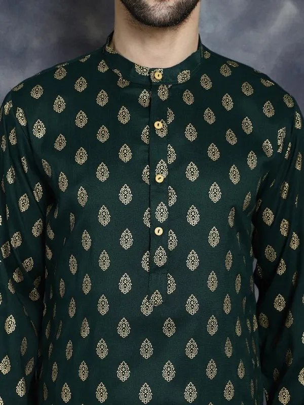Men's_Dark_Green_Ethnic_Kurta_With_Golden_Buti_Print