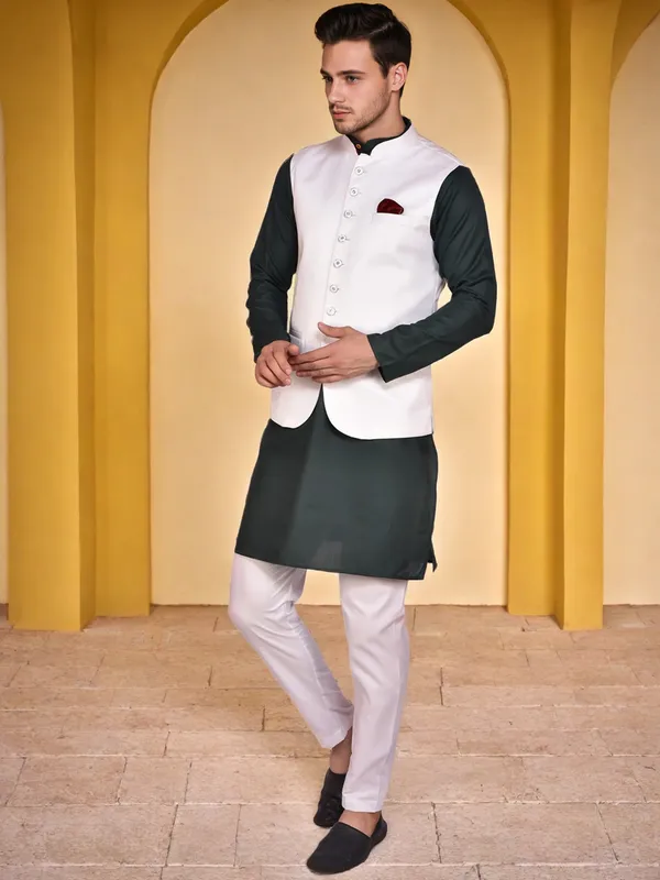 Men's_White_Nehru_Jacket_With_Dark_Green_Kurta_Pajama_Set