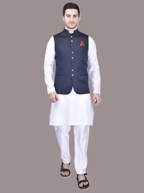 Men's_White_Kurta_Pajama_With_Navy_Blue_Nehru_Jacket_Set