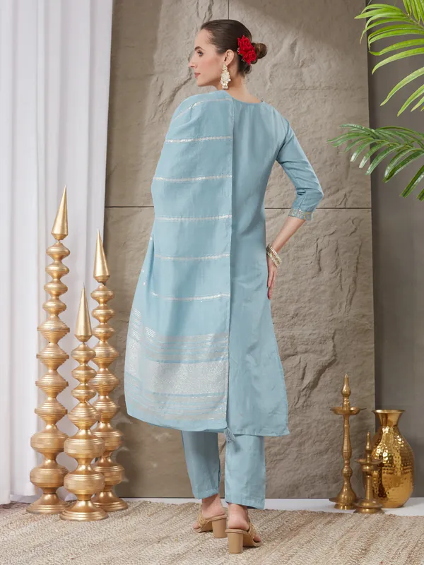 Sky_Blue_Silk_Blend_Embroidered_Kurta_Set_With_Dupatta_For_Women