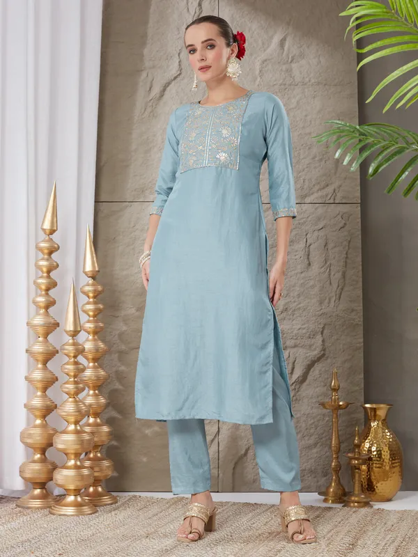 Sky_Blue_Silk_Blend_Embroidered_Kurta_Set_With_Dupatta_For_Women