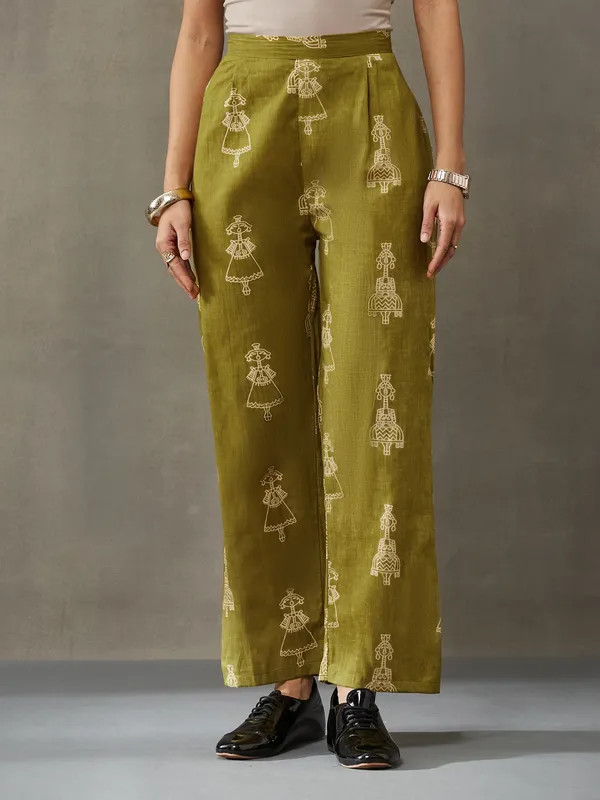 Parrot_Green_Pure_Cotton_Kurta_Set_For_Women