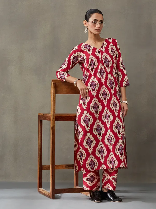 Red_Pure_Cotton_Kurta_Set_For_Women