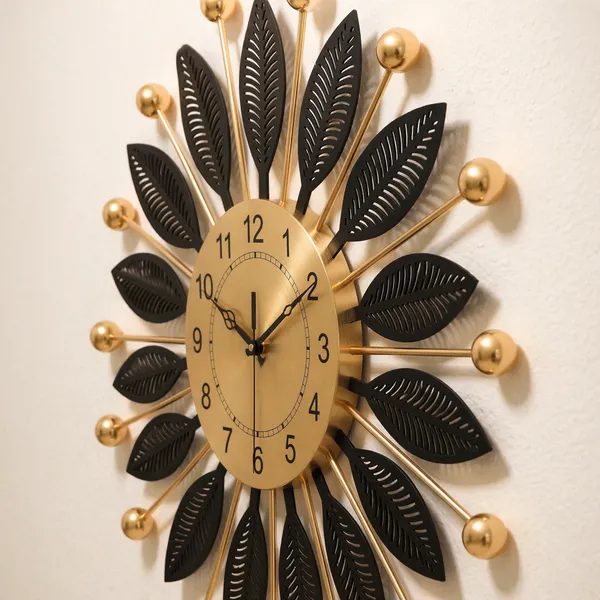 Luxury_Black_And_Gold_Metal_Leaf_Wall_Clock_Modern_Decorative_Silent_Wall_Clock_for_Living_Room_Bedroom