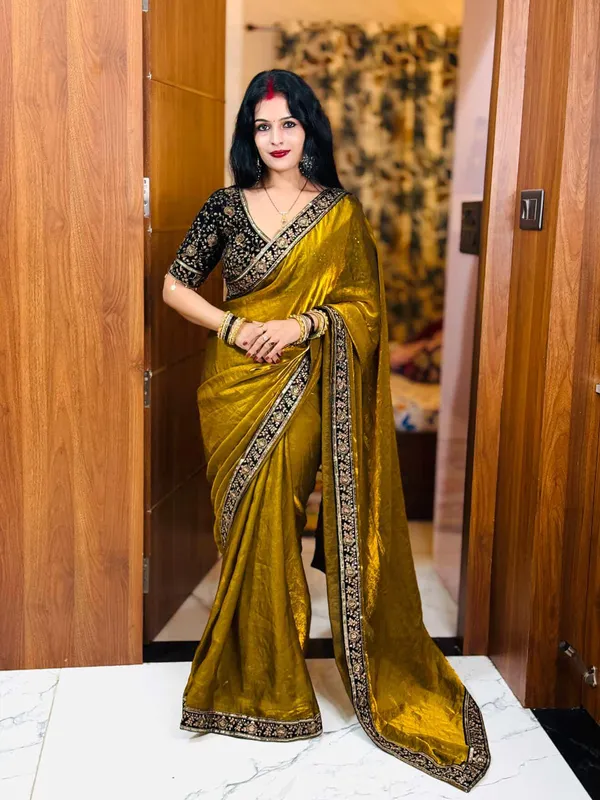 Traditional_Black_Embroidered_Blouse_With_Golden_Tissue_Saree