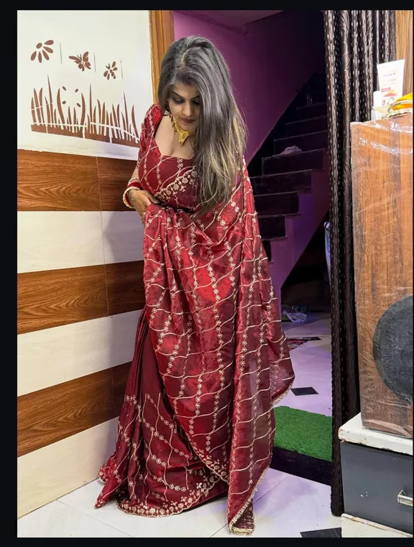Maroon_Malai_Fandy_Saree_With_Blouse_For_Women