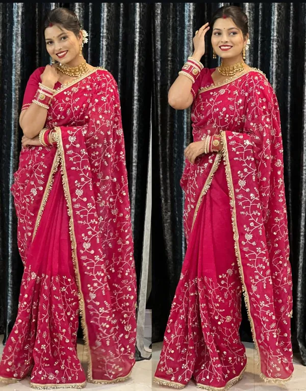 Red_Embroidered_Floral_Saree_With_Golden_Border