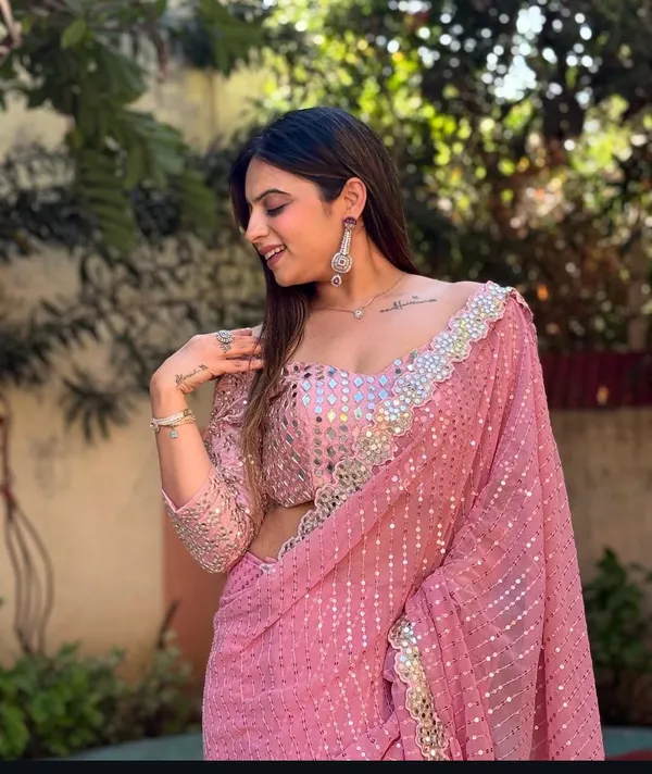 Pink_Embellished_And_Original_Hand_Mirror_Saree_With_Sequin_Blouse_Ethnic_Wear_For_Women