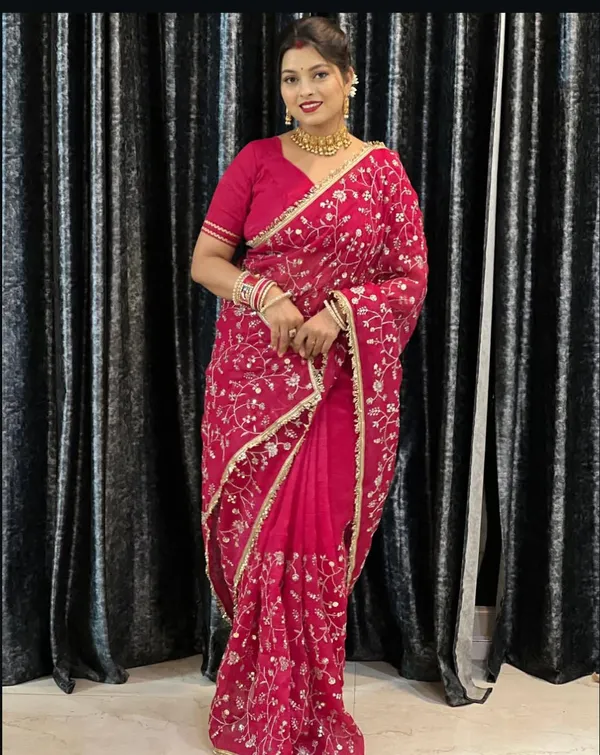 TRENDY_WORK_SAREE
