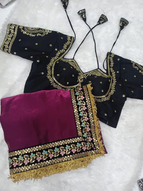 Elegant_Magenta_Saree_With_Embroidered_Black_Blouse
