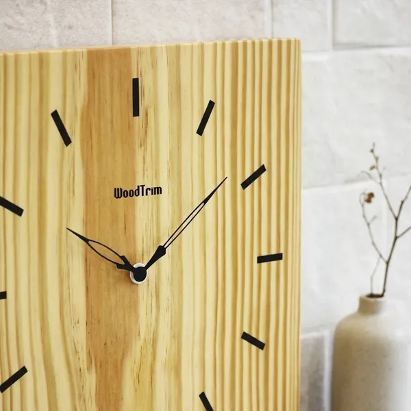 Wooden_Square_Wall_Clock_-_Natural_Pine_Finish_With_Black_Hour_Markers