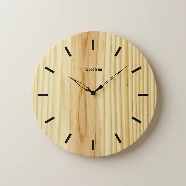 Wooden_Wall_Clock_With_Natural_Grain_Finish