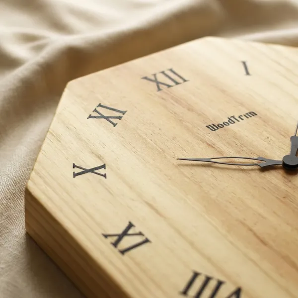 Wooden_Octagonal_Wall_Clock_With_Roman_Numerals