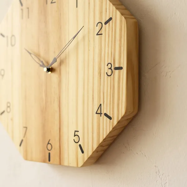 Wooden_Octagonal_Wall_Clock_With_Natural_Finish