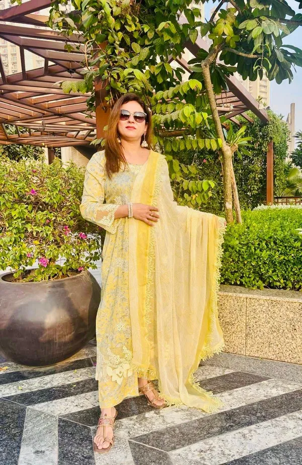 AAVYNA_Yellow_Embroidered_Lawn_Suit_Set