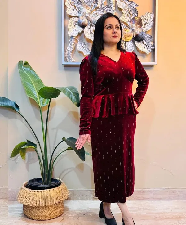 Maroon_Velvet_Embroidered_Peplum_Kurta_Set