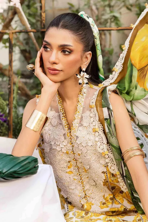 Elegant_Floral_Embroidered_Lawn_Suit_With_Digital_Print_Dupatta_3_Piece_Pakistani_Designer_Unstitched_Fabric