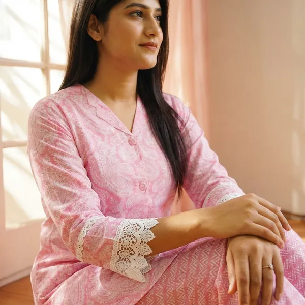 Pink_Embroidered_Chikankari_Kurta_Pyjama_Set_For_Women
