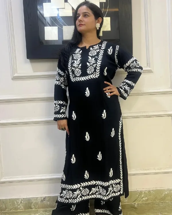 Black_Bloom_Chikankari_Kurti_Set