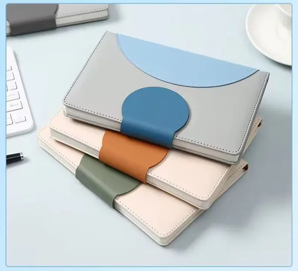 Minimalist_Magnetic_Journal_Notebook_-_Green
