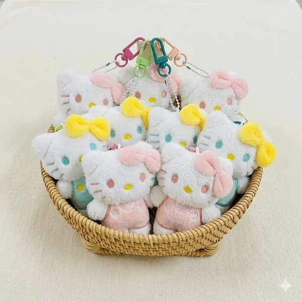 Hello_Kitty_Plushie_Keychain_Pastel_Sanrio_Bag_Charm_-_Pink