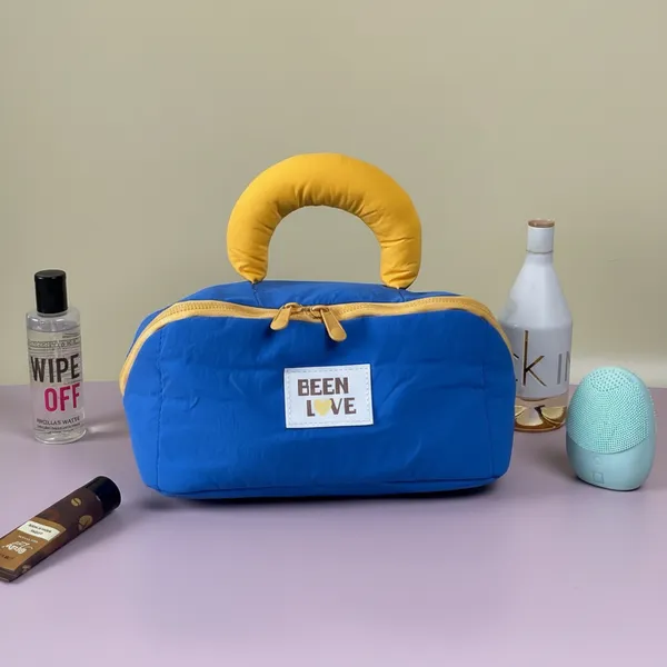 Multi_Utility_Travel_Storage_Bag_–_Cosmetic_&_Toiletries_Organizer_-_Blue