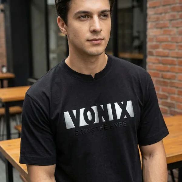 Konda_Black_Oversized_T-Shirt_With_Stencil_Print