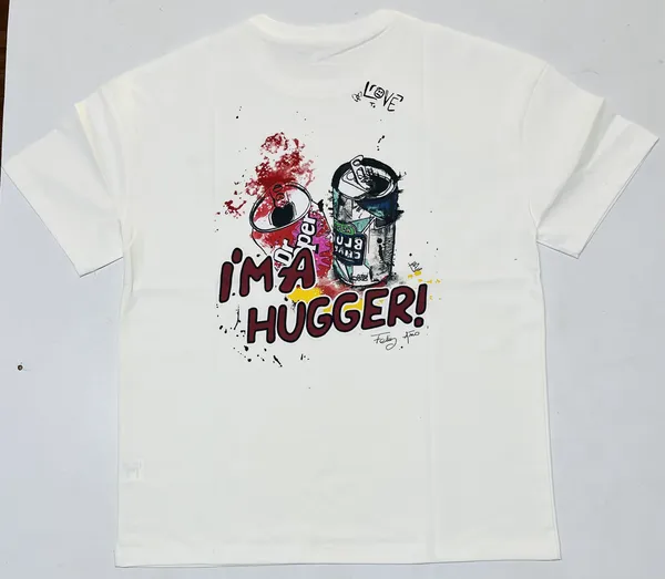 I'M_A_Hugger_Graphic_Print_T-Shirt