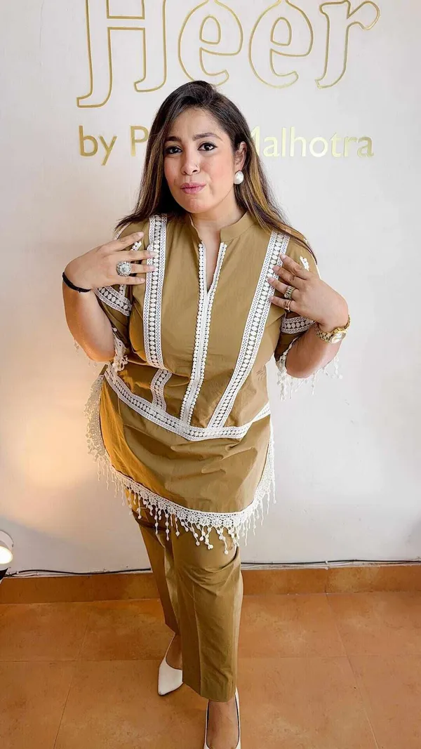 Brown_Co_Ord_Set_With_Lace_Work