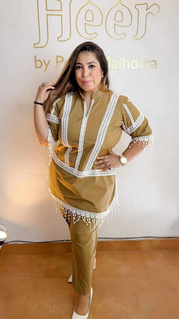 Brown_Co_Ord_Set_With_Lace_Work