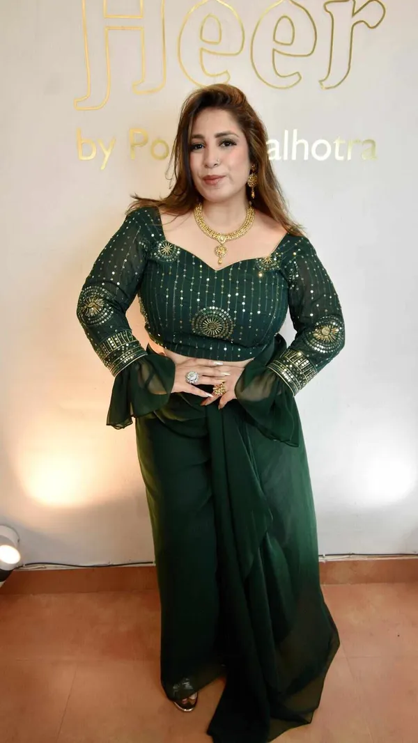 Dhoti_Skirt_With_A_Shimmery_Glitter_Blouse