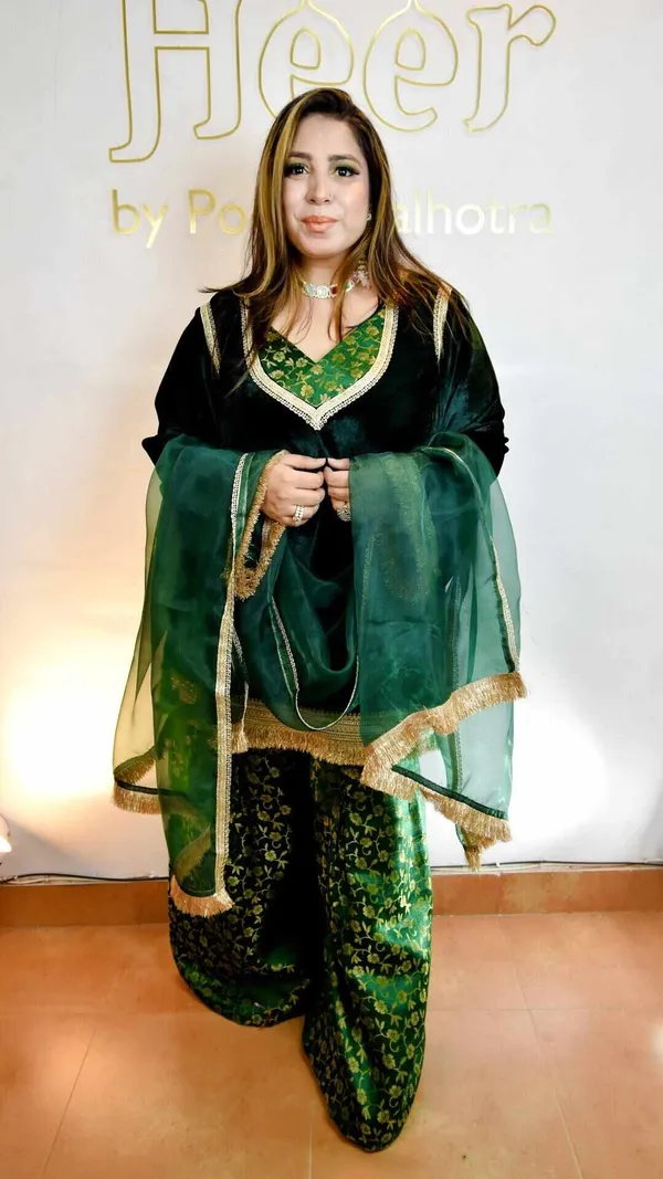 Emerald_Green_Sharara_Set