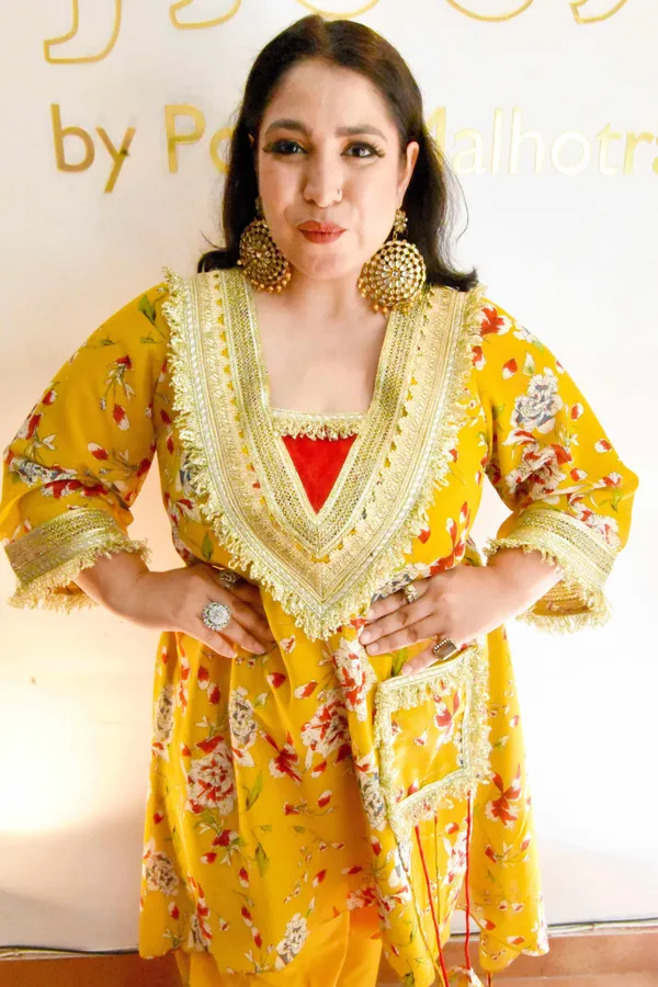 Mustard_Red_Color_Tunic_Set_With_Gotta_Work