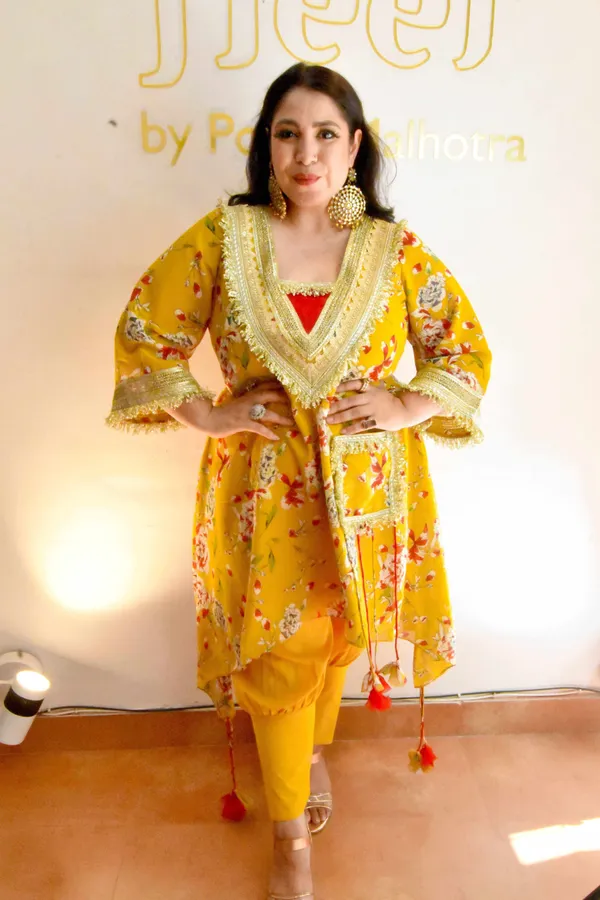 Mustard_Red_Color_Tunic_Set_With_Gotta_Work