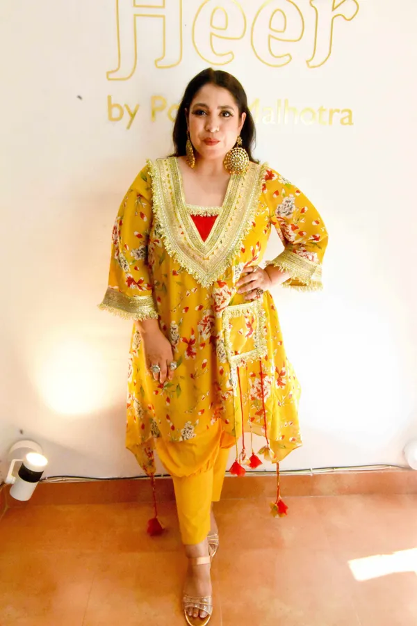 Mustard_Red_Color_Tunic_Set_With_Gotta_Work