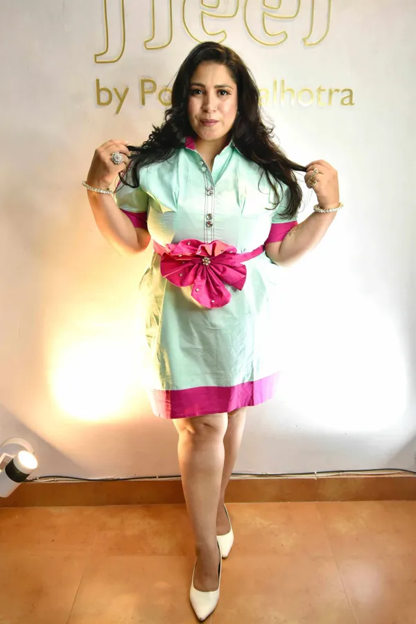 Seafoam_Dress_With_3D_Pink_Flower