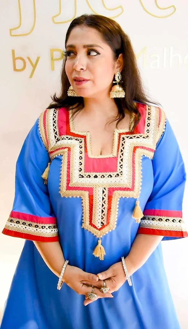 Blue_Suit_With_Lace_Work