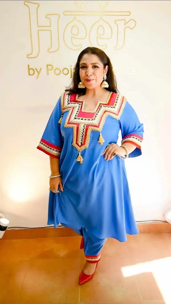 Blue_Suit_With_Lace_Work
