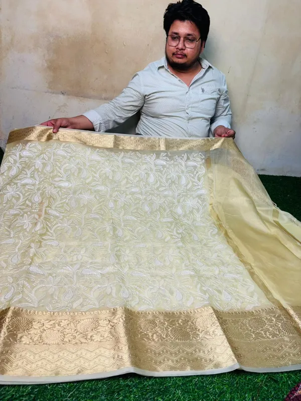 Off_White_Organza_Silk_Chikan_Kari_Work_Banarasi_Saree