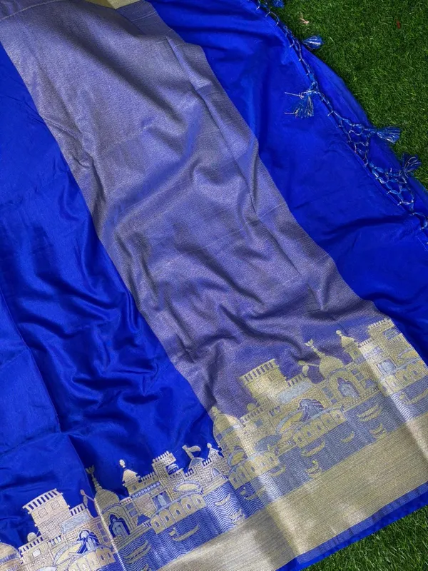 Royal_Blue_Georgette_Silk_Saree_With_Silver_Temple_Border